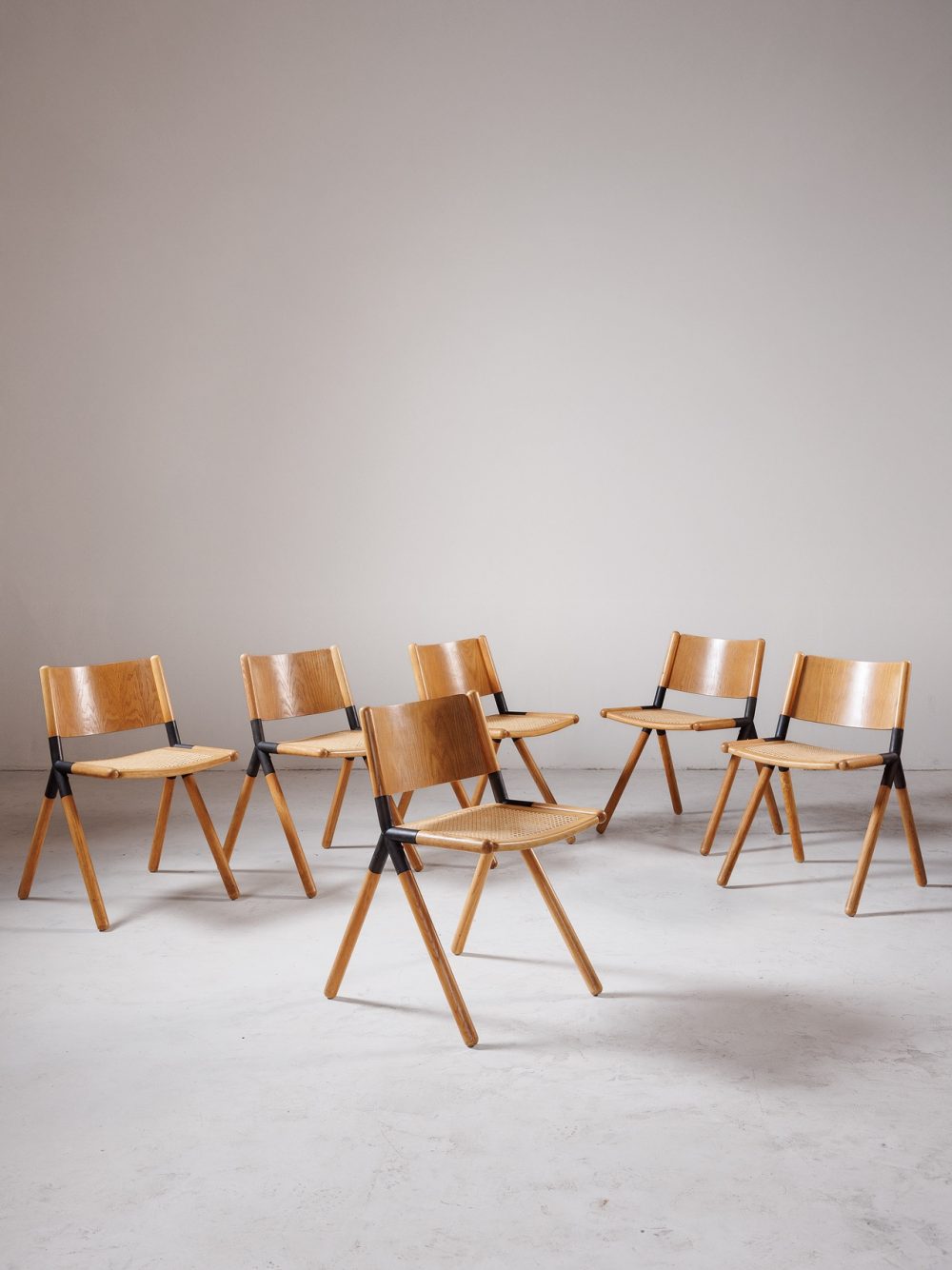 Suite de 6 chaises en chêne et rotin par Mauro Pasquinelli – Italie, circa 1960