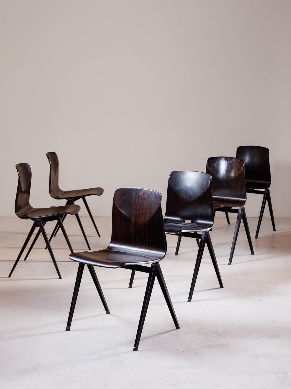 Suite de 6 chaises S22 par Galvanitas – Design hollandais, circa 1960