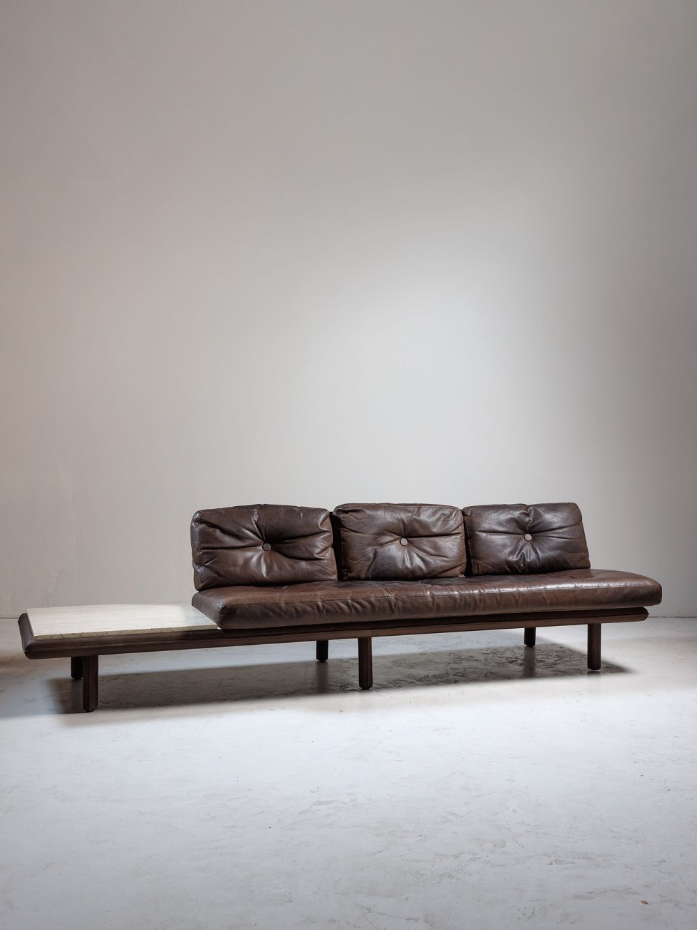 Banquette monumentale Modèle 6603 par Franz Köttgen – Édition Killian International, circa 1960.